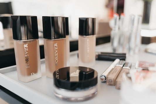The Oily Skin Foundation Guide: What to Look For