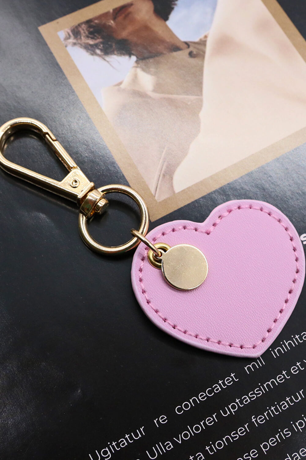 Trendsi Cupid Beauty Supplies Keychains Assorted 4-Pack Heart Shape PU Leather Keychain