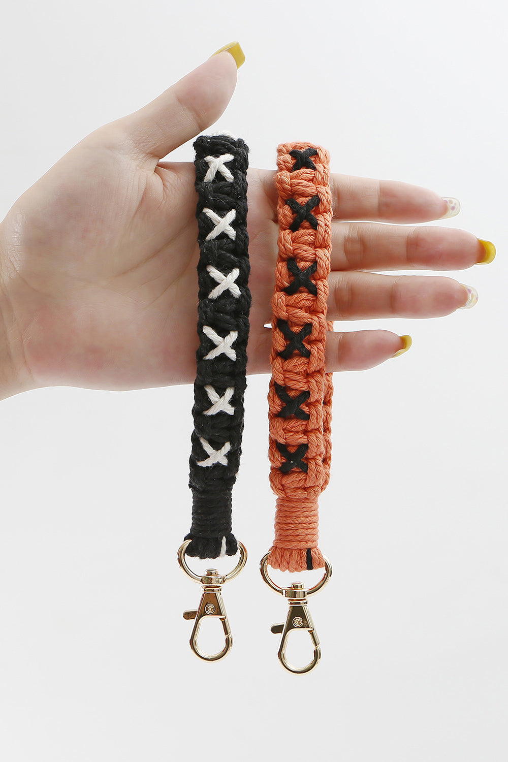 Trendsi Cupid Beauty Supplies Keychains Contrast Macrame Key Chain