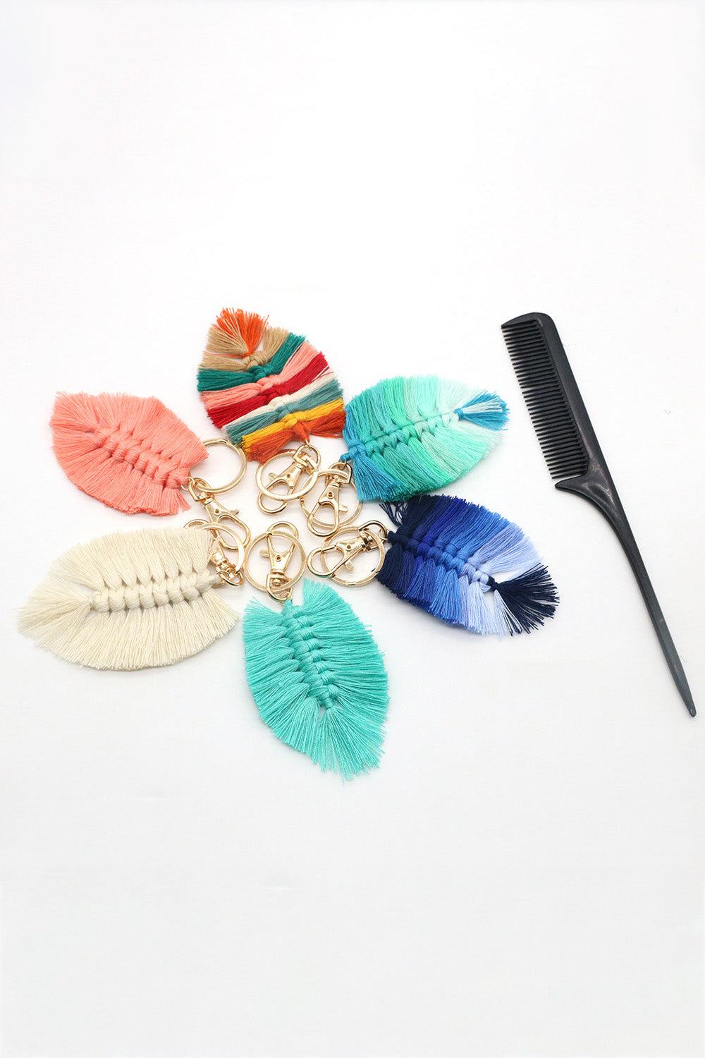 Trendsi Cupid Beauty Supplies Keychains Assorted 4-Pack Leaf Shape Fringe Keychain