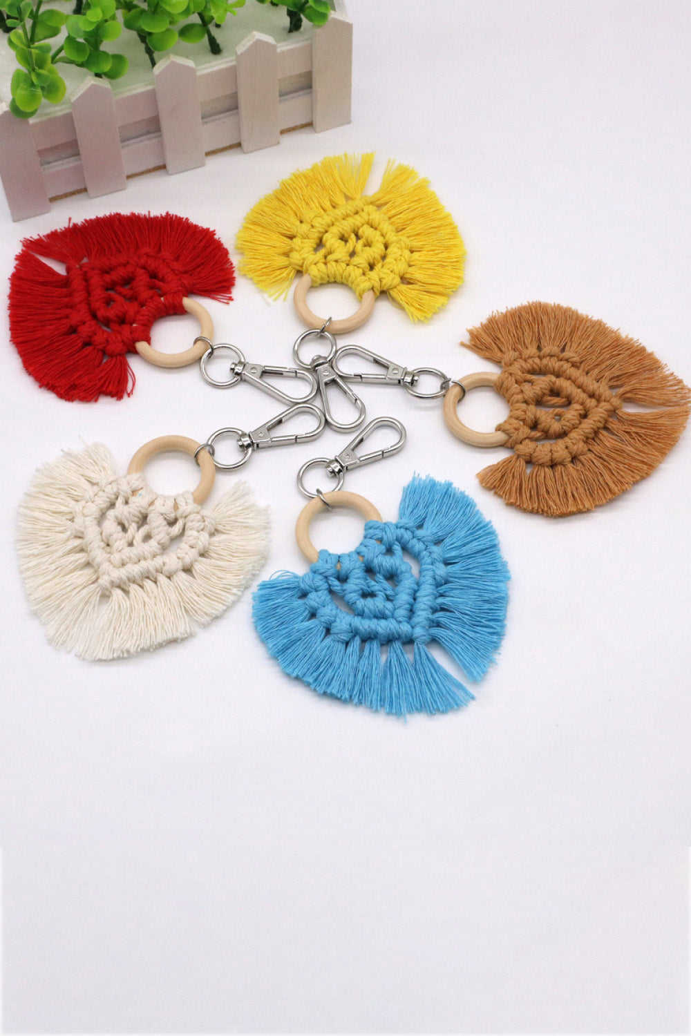 Trendsi Cupid Beauty Supplies Keychains Assorted 4-Pack Heart-Shaped Macrame Fringe Keychain