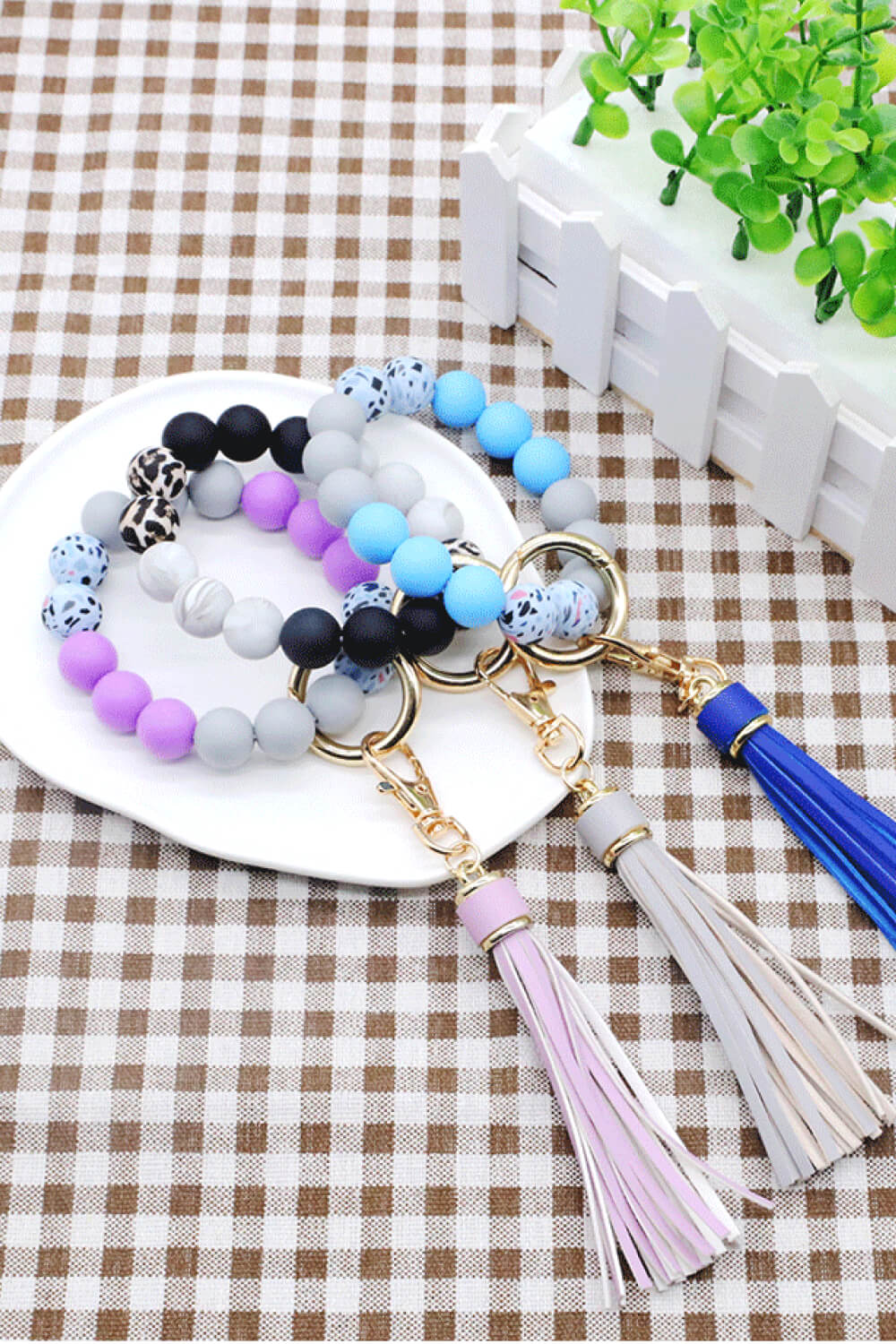 Trendsi Cupid Beauty Supplies Keychains Assorted 2-Pack Multicolored Beaded Tassel Keychain