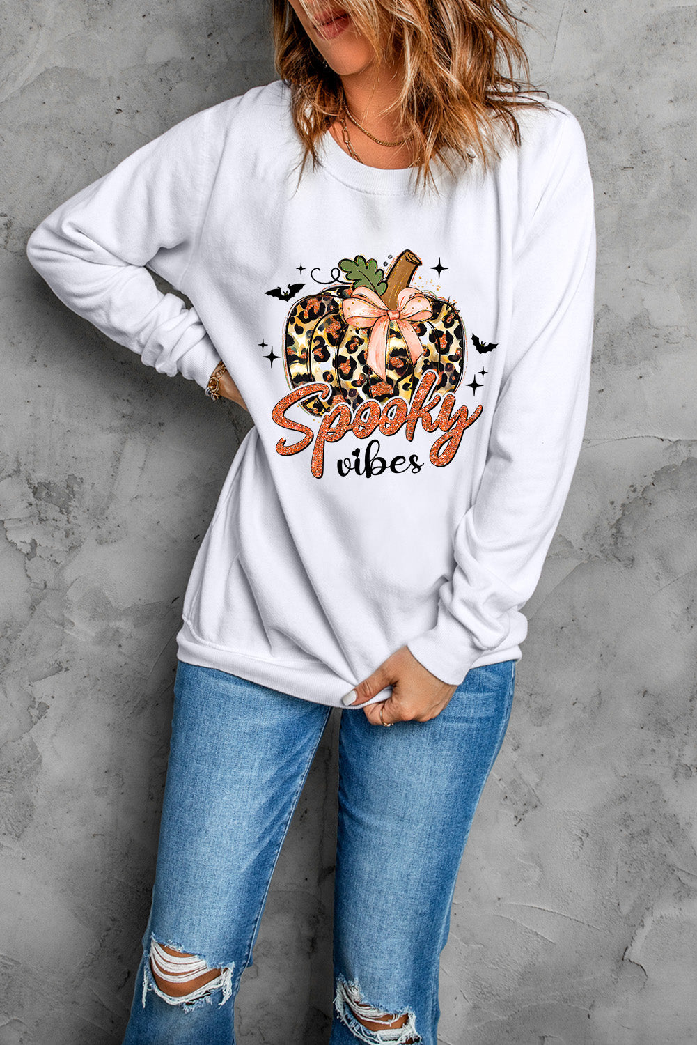 Graphic Round Neck Long Sleeve Sweatshirt