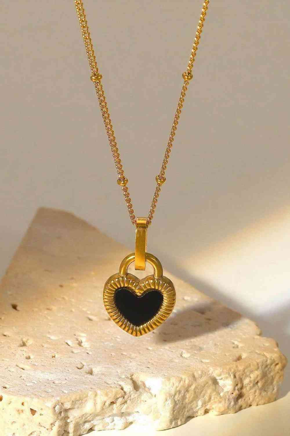 Heart Pendant Necklace - Unique Elegance for a Timeless Style